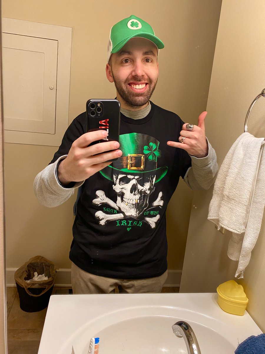 BrettDAnthony92's tweet photo. Just showing off ๐ฎ๐ช๐ฎ๐ช๐ฎ๐ชโ๏ธโ๏ธโ๏ธโ๏ธ #happyearly #stpatricksday #irishheritage #irish #selfie #irishfashion #photoftheday https://t.co/wAIIXYhv54