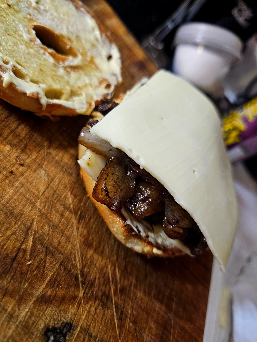 XRPcook's tweet photo. #morecheese https://t.co/SiE2AQNeyc