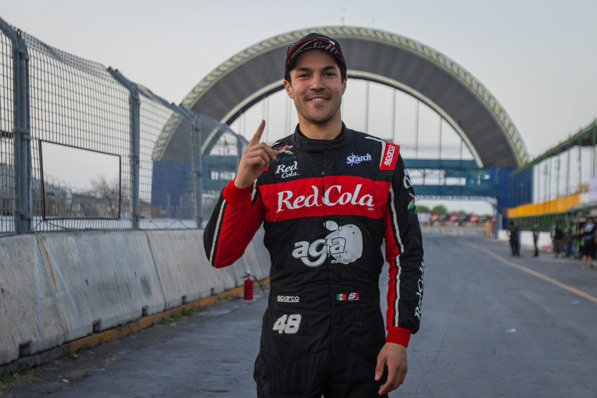 SuperCopaMex's tweet photo. Doble "Pole" de la GTM, para el AGA Racing Team y @s_dealba en Monterrey.
Descubre la información completa nuestra web💻
📰 https://t.co/mKc4oFZczI
#SuperCopaRoshfrans #SCMonterrey #SúperCopaRoshfransMonterrey #AlimentamosTuPasión #GTM https://t.co/vB9XIuooZ8