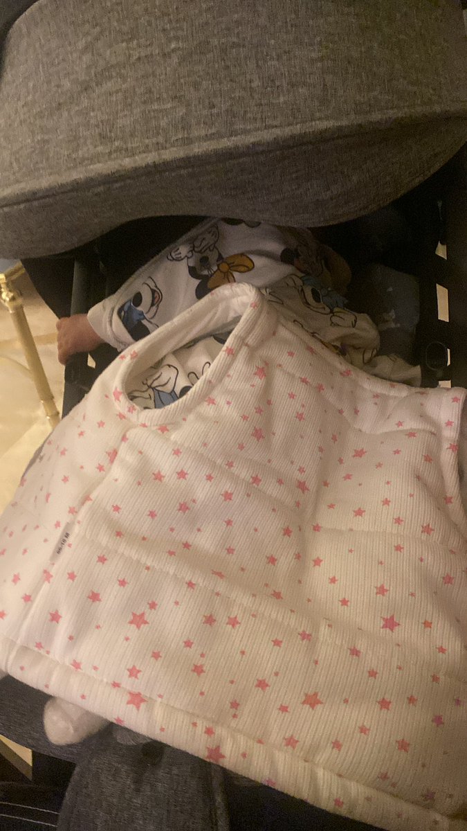 Kıbrıs’ta yaşarken bebek doğurunca casino lobilerinde sabahlama serüveni 🫠