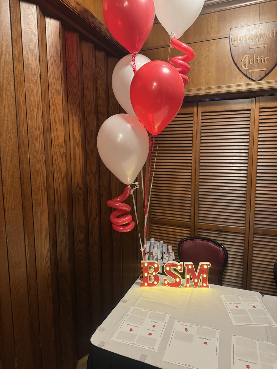 JaxCafe's tweet image. Another great celebration @JaxCafe @BSMBoysHockey hosted year end banquet in style @YouthHockeyHub #tradition