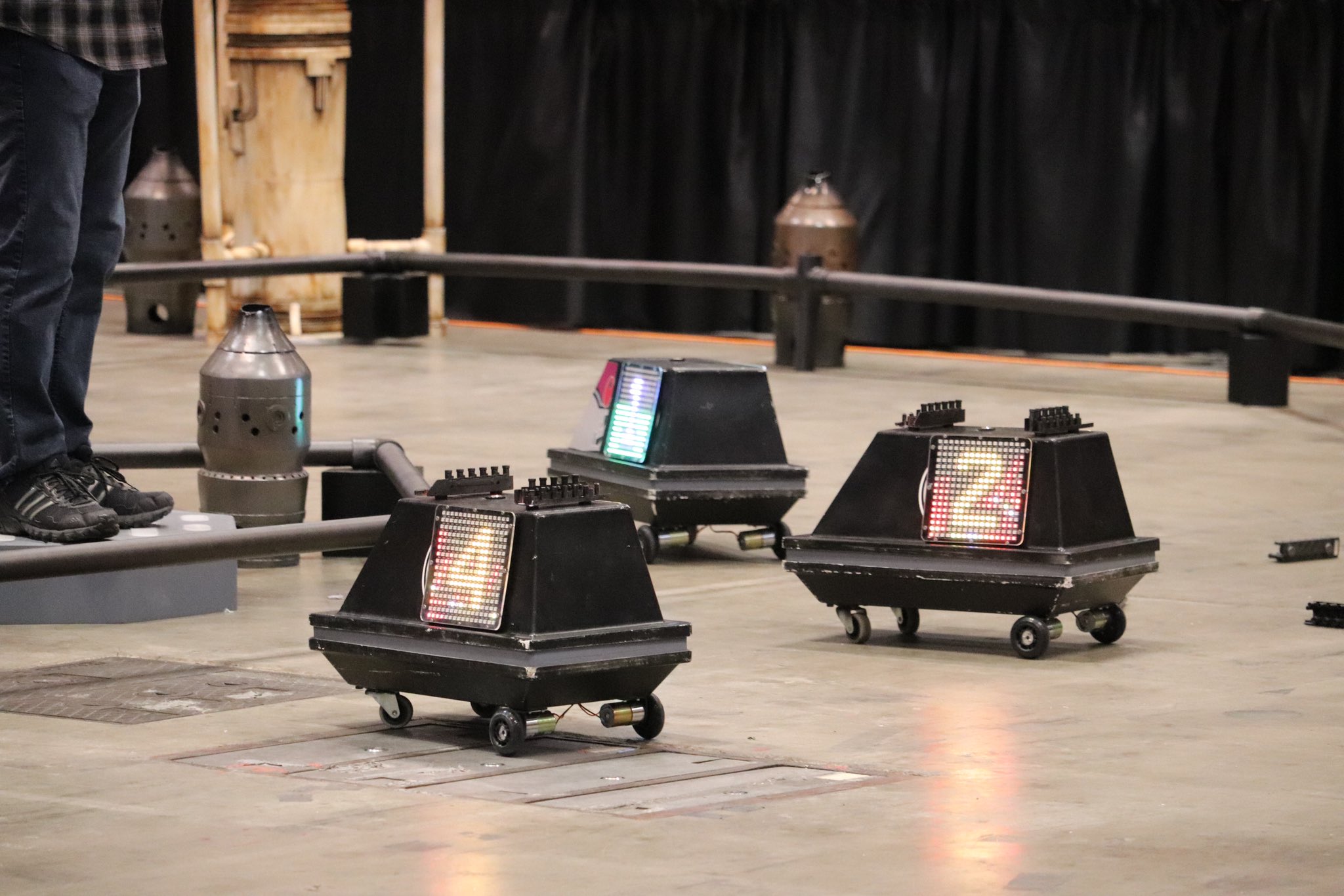 グラニフ　ドロイド　xl スターウォーズ　セレブレーション グラニフ on X: 