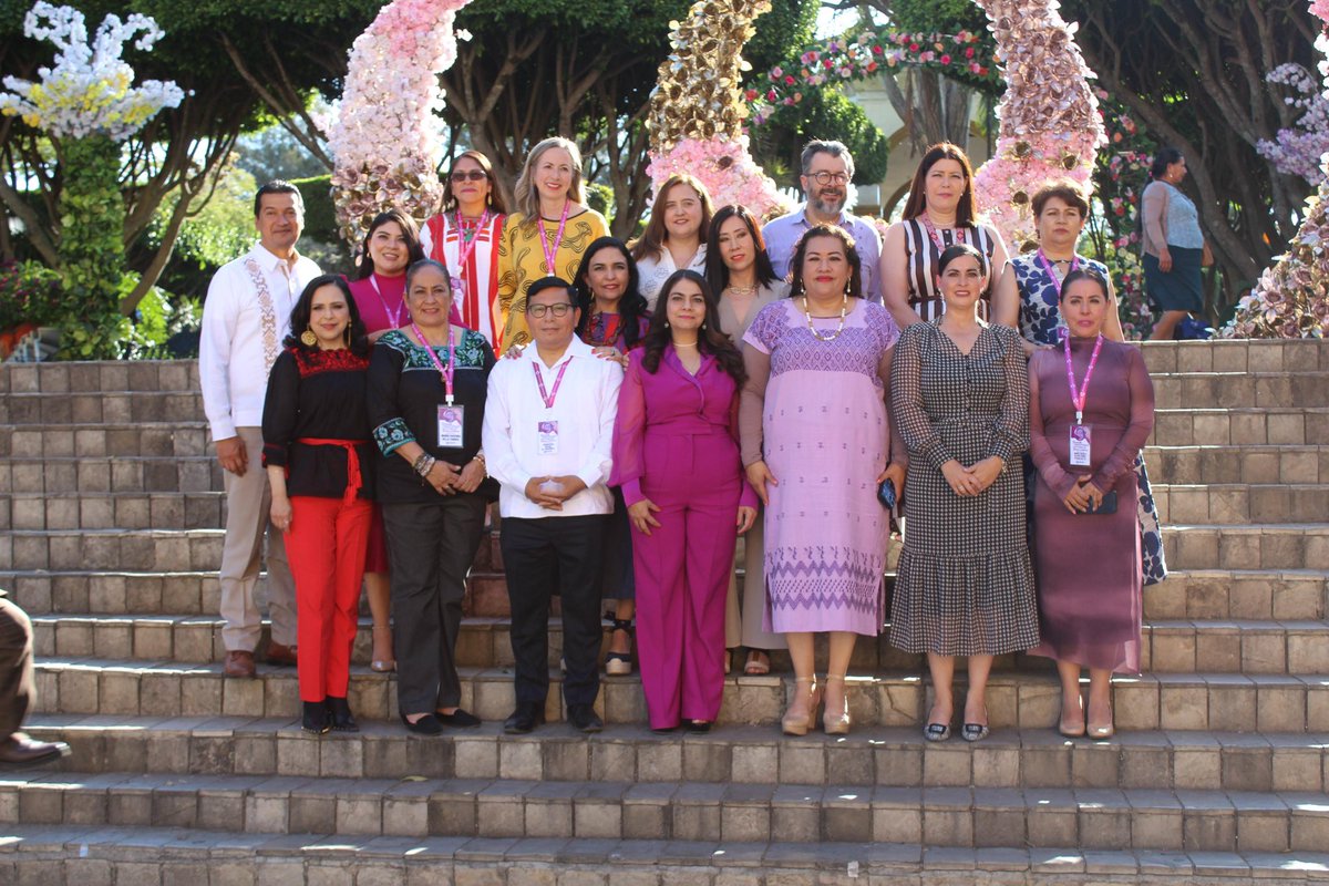 #Boletín | La Magistrada en Funciones del <a href="/TEQROO_Oficial/">Tribunal Electoral de Quintana Roo</a> , <a href="/SARAHITOLIVOSGO/">SARAHIT OLIVOS GOMEZ</a> asistió al Encuentro de Magistradas Electorales, organizado por el <a href="/teechiapas/">TEECH</a>, en el marco del Día Internacional de la Mujer. goo.su/v