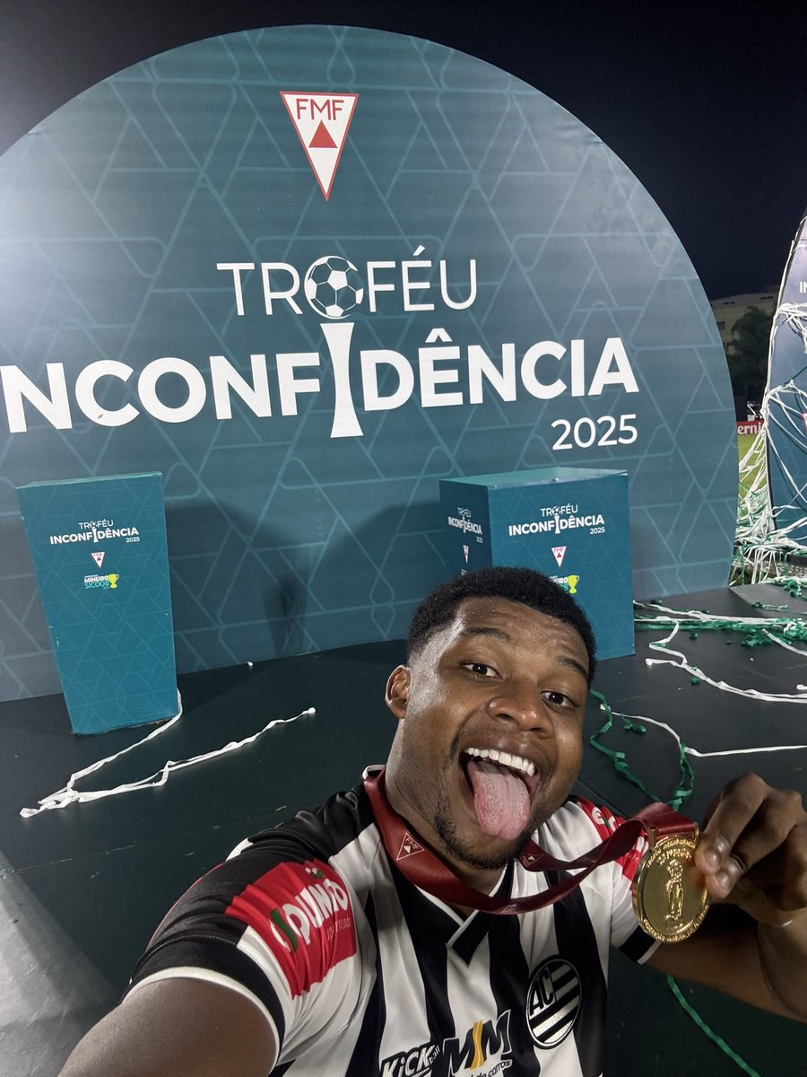 🏆 O artilheiro da noite ⚽️⚽️