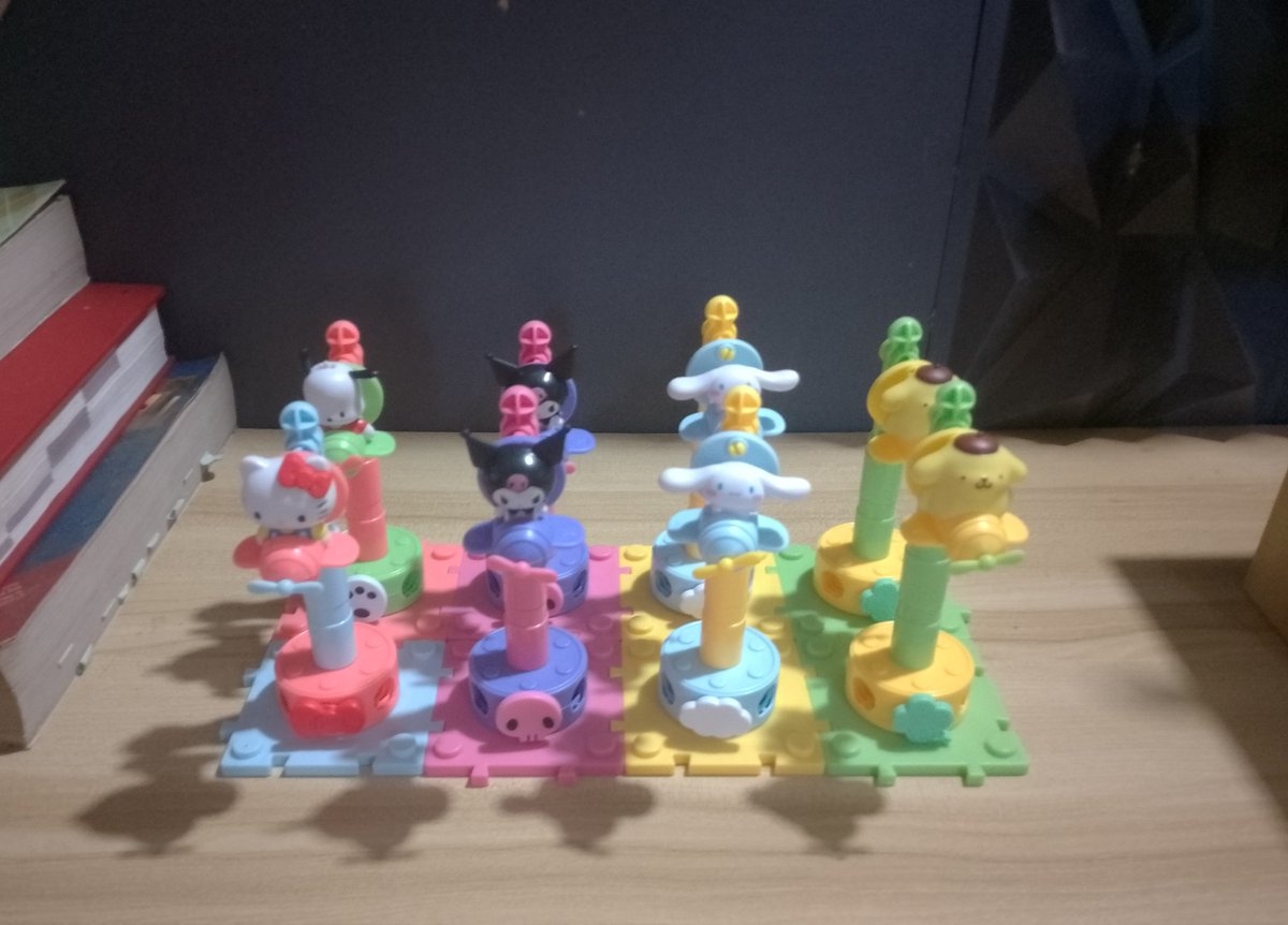 mydearestmaloi's tweet photo. Selling Sanrio Jollibee Collection as set for ₱1,000‼️

— 1 Hello Kitty
— 1 Pochacco
— 2 Kuromi 
— 2 Cinnamonroll 
— 2 Pompompurin https://t.co/vwZ3XyOMbQ