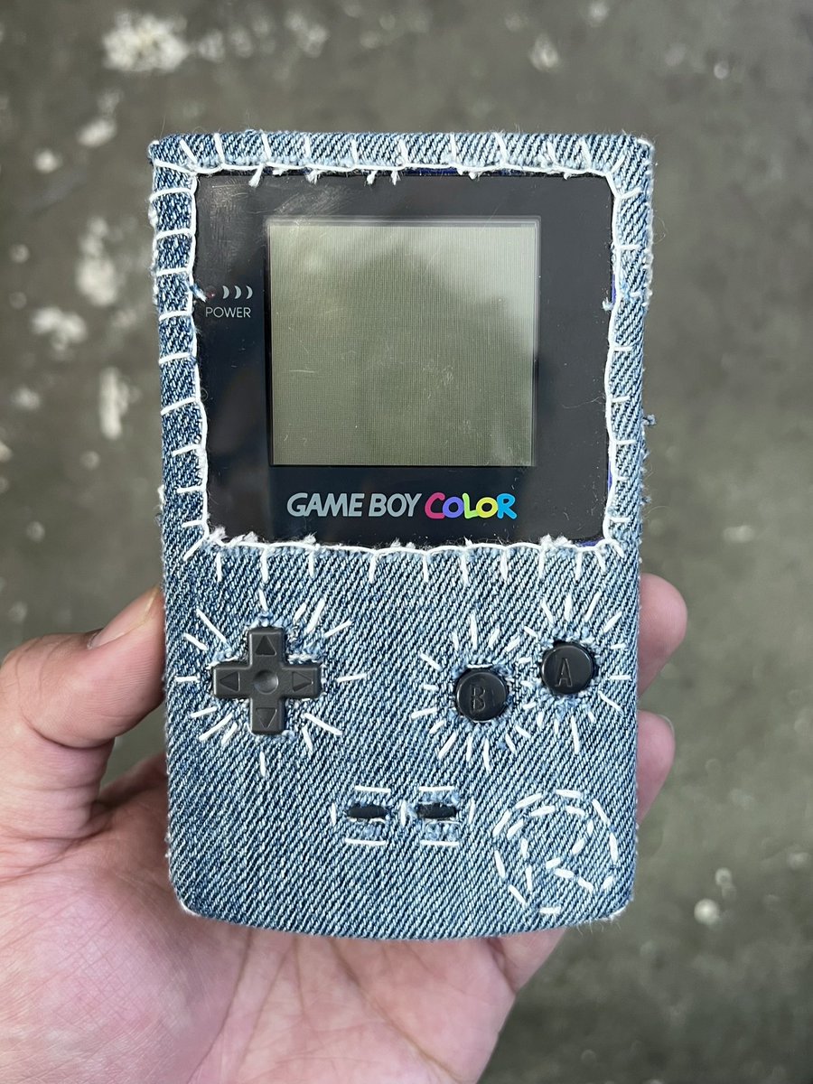 MadeByRila's tweet photo. Denim Gameboy Color https://t.co/jBY3dErpH8