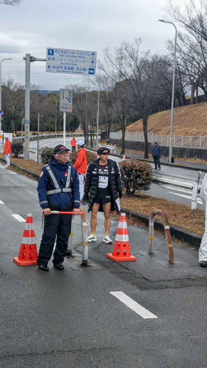 Daisukeing's tweet photo. 出雲、全日本、箱根と学生三大駅伝はあるのですが、今シーズンはエキスポ駅伝という第四の駅伝があります。

本日、大阪で観戦してきました。

新２年生の活躍が目覚ましい。 https://t.co/Zgn8P3KF5M