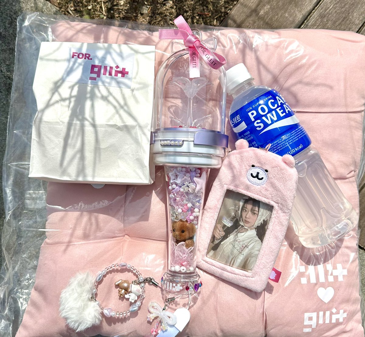 everything from illit is pretty