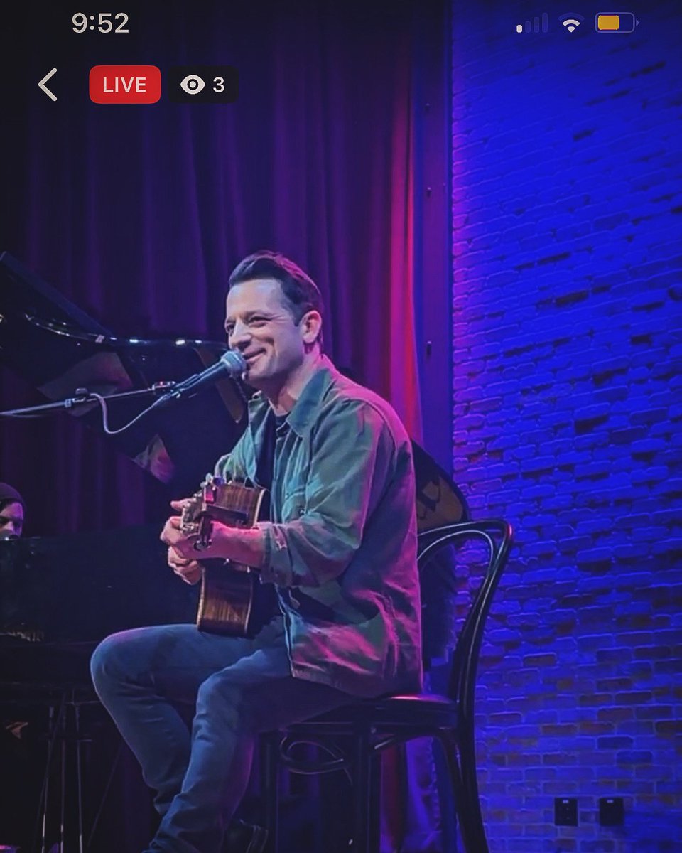 DrewStein235's tweet photo. 🏴☠️Pittsburgh N2… #OAR #ConqueringFools @ofarevolution @marcroberge @CityWineryPGH https://t.co/C2rBXoD6u8