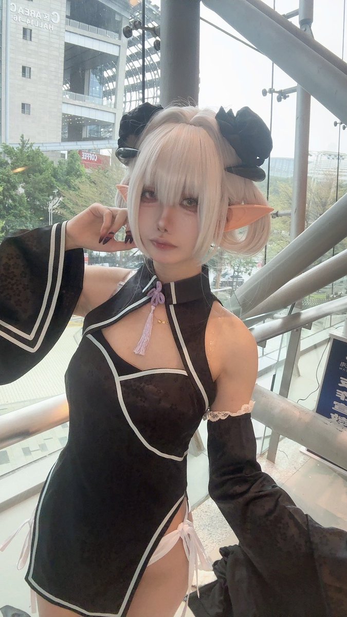 昨天去了ap展～下次五一萤火虫那天也会cos这个白毛～
#白毛 #毛玉牛乳 #克洛伊