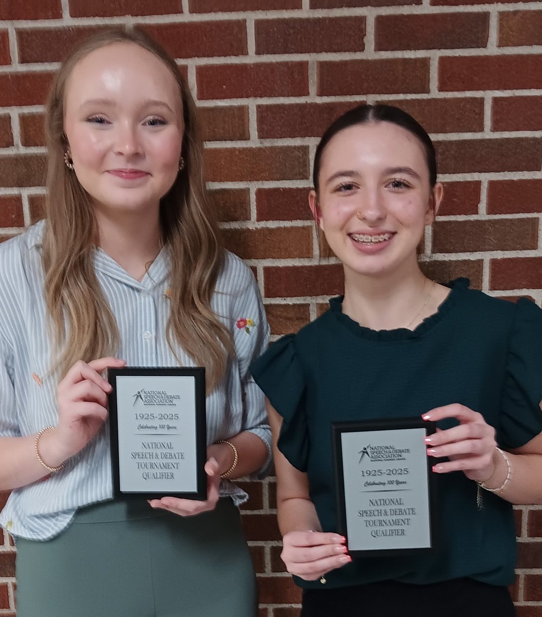 Heart of America District qualifiers for the National <a href="/speechanddebate/">National Speech & Debate Association</a> tournament: Macy - Informative Speaking
Lilly - US Extemporaneous 
Way to go!
#PCR3proud <a href="/PCHSAthletics1/">PIRATE ACTIVITIES</a>