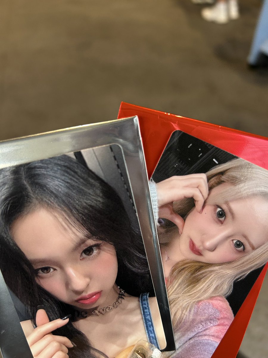 62omutsu's tweet photo. ベビモン　トレカ交換

求　ローラ、アヒョン

現在会場にいます！
お気軽にお声掛けください〜

#ベビモン交換 https://t.co/h5XhXH90i0