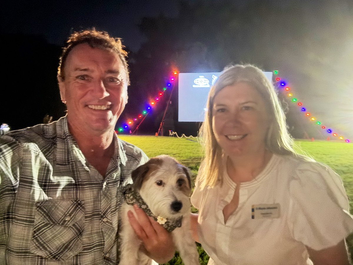 Thank you <a href="/CrNicJ/">Nicole Johnston</a> for hosting another successful Movie in Park at Yeronga.

Great to see Ekibin Lions; Yeronga Guides and other local groups participating.

‘Inner Space’ certainly was an 80’s classic! <a href="/brisbanecityqld/">Brisbane City</a>
