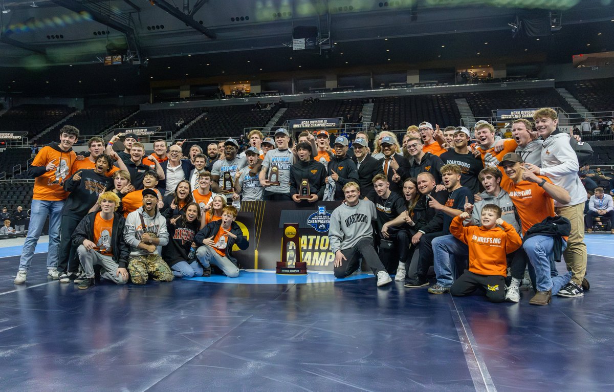 WARTBURG MEN'S WRESTLING WINS 16TH NCAA DIVISION III NATIONAL CHAMPIONSHIP!!

📸: Kelsey Stauffer
