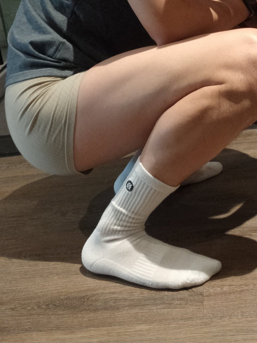 pred1231's tweet photo. 上海就没有喜欢艹大鸡0的吗 https://t.co/d3An1ZjCMj