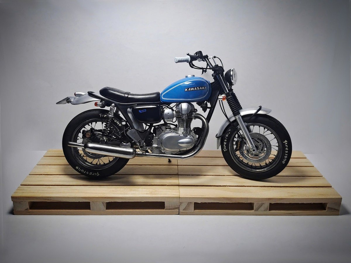 mrhin194's tweet photo. Done kawasaki W800 custom Bratstyle
#truebiker
#w800 #w650 #kawasaki #kawasakiw800
#kawasakiw650 #w800custom #w650custom
#custombike #bratstyle #bratbike #motorcycle #roadtrip #motorcyclelife #bikerlife #ridemotorcycleshavefun https://t.co/Dz6ojN837X