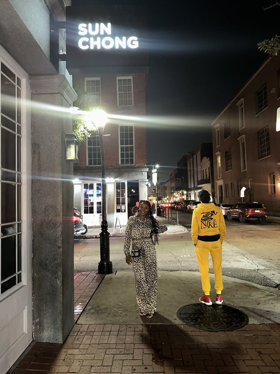 ShawnieceQB's tweet photo. #DecaturWhereItsGreater celebrating @ErneshaMcM tonight 🎉🎉🎉 https://t.co/54xwYMpb9z