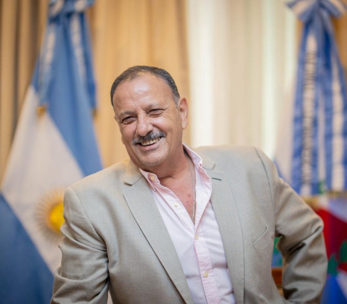La Mesa Capital saluda a nuestro compañero gobernador y conductor del PJ y Federales <a href="/QuintelaRicardo/">Ricardo Quintela</a> en su cumpleaños. ¡¡ Feliz Cumple Gitano de la gente !! 🎈🎂🇦🇷✌🏻