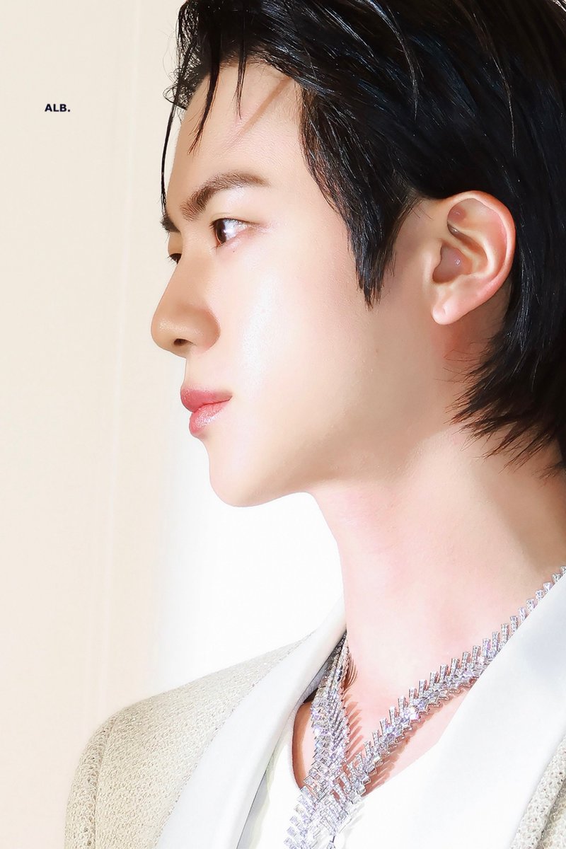 ALittleBraver92's tweet photo. 💫💎 Prince Charming 

#방탄소년단진 #김석진 #석진 #진 #BTSJIN #Jin https://t.co/ExXiAvYkqL