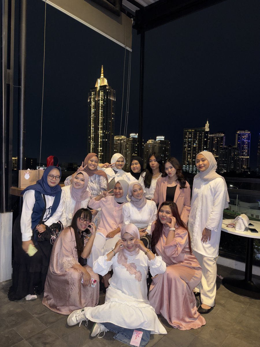 Mutiara tweet media