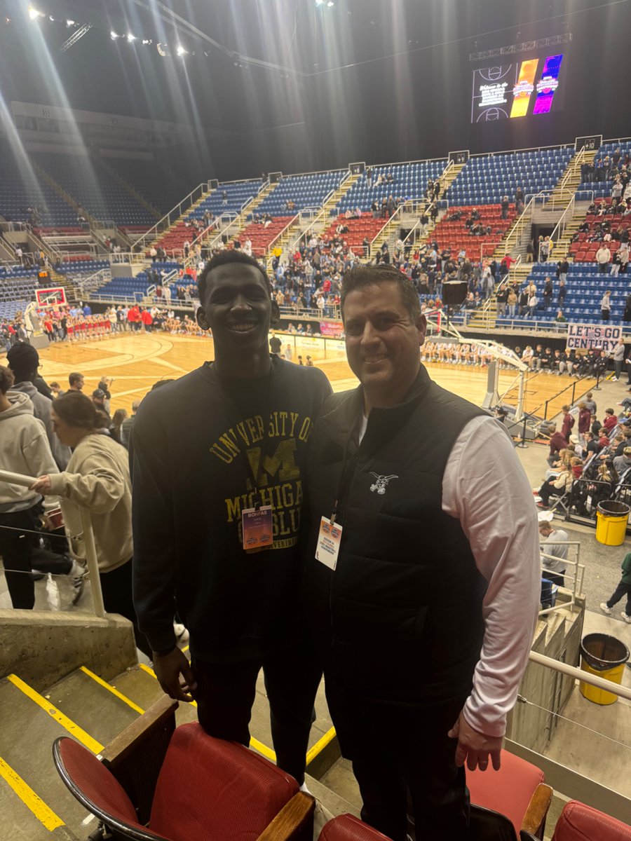 Adam Palczewski tweet media