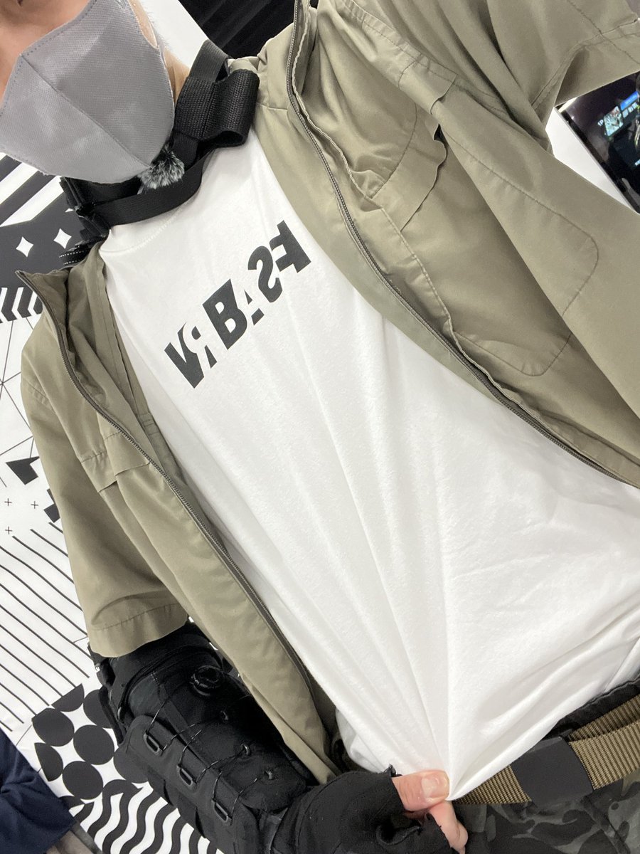 MASKEDGUNNER's tweet image. #VRBASE_TOKYO 昨日も行ってきた……
今回もダチを集めてINFINITY WARS……

様々な界隈から色んな人が集まってくれた…嬉しい……

現地で出会った人たちと交流しつつ…ワイワイできたなと思う…楽しかったぜ……

もちろん #VARBOX でも撃ってきた…これもやはり楽しい……