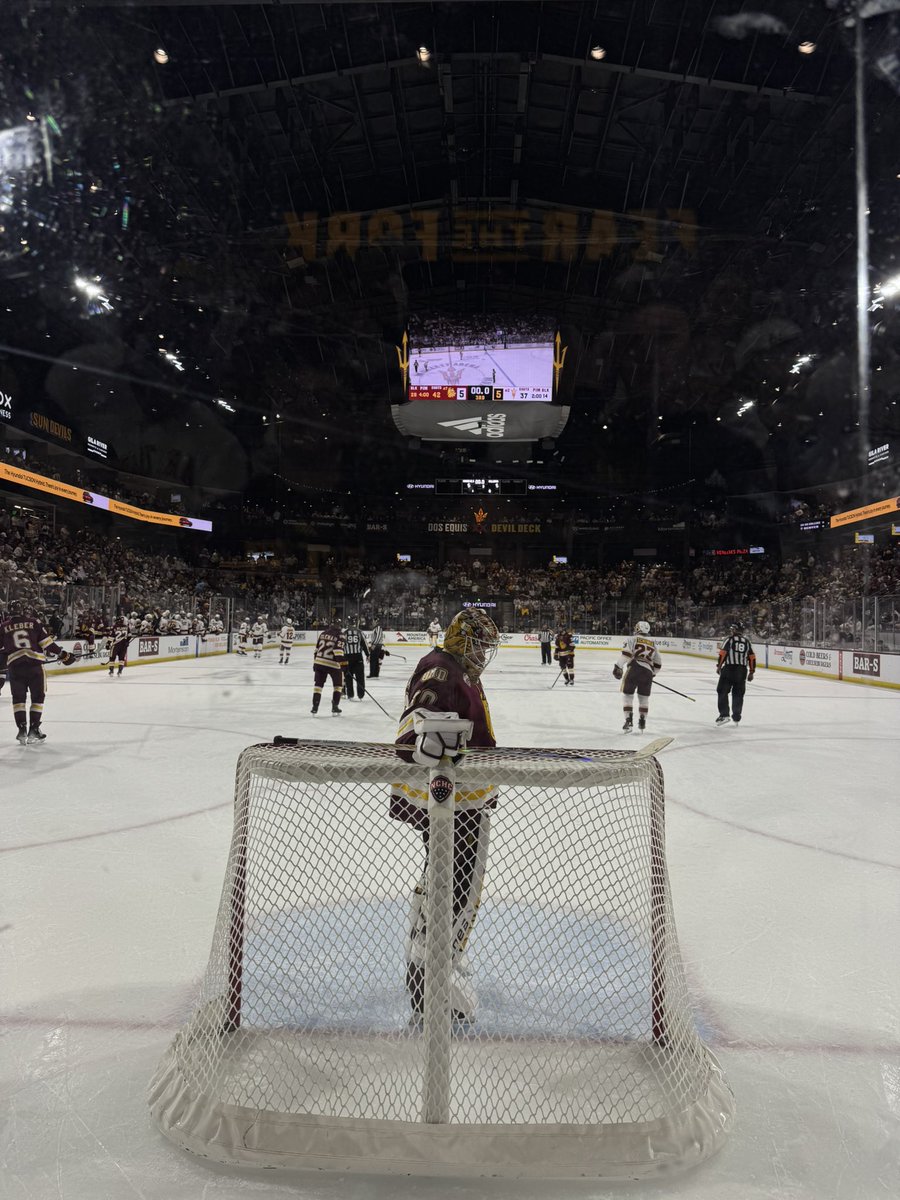 TIED AFTER THE 3RD PERIOD AND
HEADED TO OT😈
5-5
<a href="/SunDevilHockey/">Sun Devil Hockey</a>