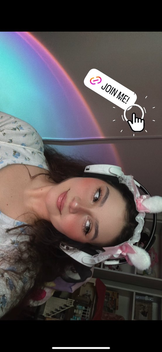 AlwysMichelleTV's tweet photo. LIVE RN
JOIN THE COMMUNITY RN RN
LETS B FRIENS
https://t.co/2uergTe6Nm
#GamerGirlie #FortniteGirlie #GamerMom #Streamer #Streama #Community #Live https://t.co/iU6n4jyOWn