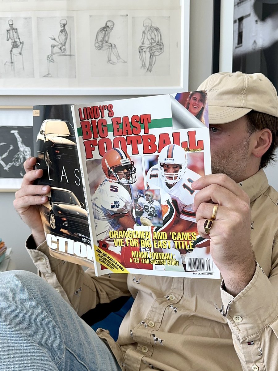 JeffShaww's tweet photo. A little light reading https://t.co/ZNZOCpmWZH