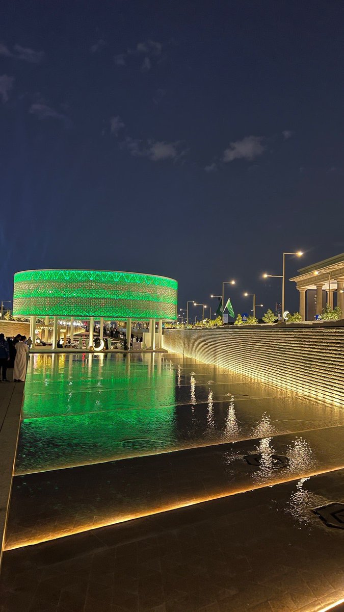 Golden Places tweet media