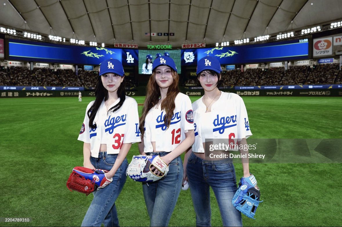 twicetimesjp03's tweet photo. MISAMO × ドジャース
#MISAMO #MLBTokyoSeries #始球式 https://t.co/fbquvsXhJ8