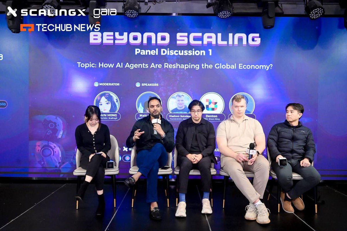 narayananratish's tweet photo. One unforgettable month in Asia! Met incredible people from Seoul, Shanghai, and Hong Kong, and had the chance to introduce @Gaianet_AI to some amazing minds. Excited for what’s next! 🌏🚀
#AI #AIAgents #AsiaAdventures #Innovation #GaianetAI #GlobalConnections https://t.co/uhcuhBAWdi