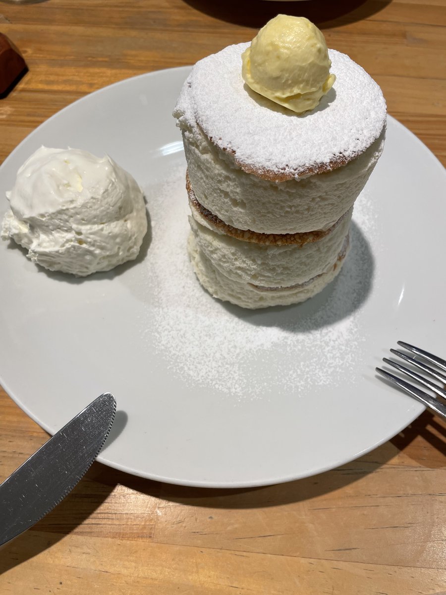 rel_lerrr's tweet image. 美味しいと笑顔が止まらない人間です