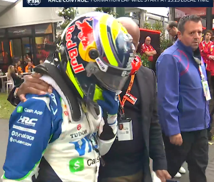 lewis' dad with isack, thats so sweet