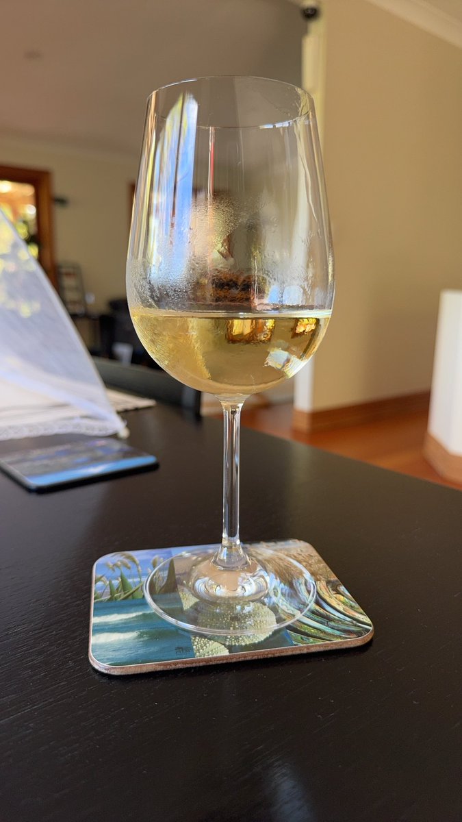 mykidjp's tweet photo. 残り少ないニュージーランド、楽しみます😌乾杯🥂 https://t.co/PqP7hUc5eC