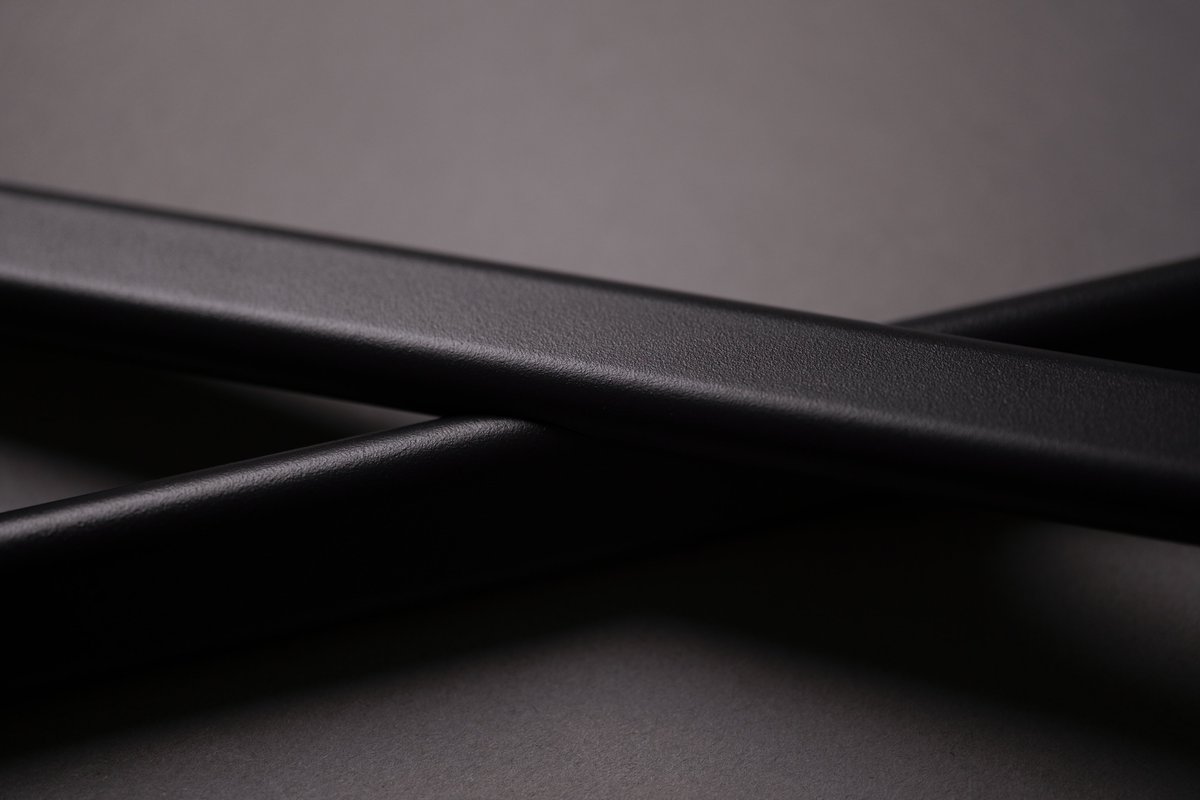 NEW NORMALにてMILAN DESIGN WEEK 2025に参加します。
kairi-eguchi.com/uncategorized/…

植毛塗装ジュエリーケースの三栄ケース(大阪府堺市)と植毛塗装の可能性を探った展示「冠雪」

3Dパイプレーザー加工の摂津金属工業所(大阪府東大阪市)とパイプを組み合わせるパズル「intersezione」

を展示します。