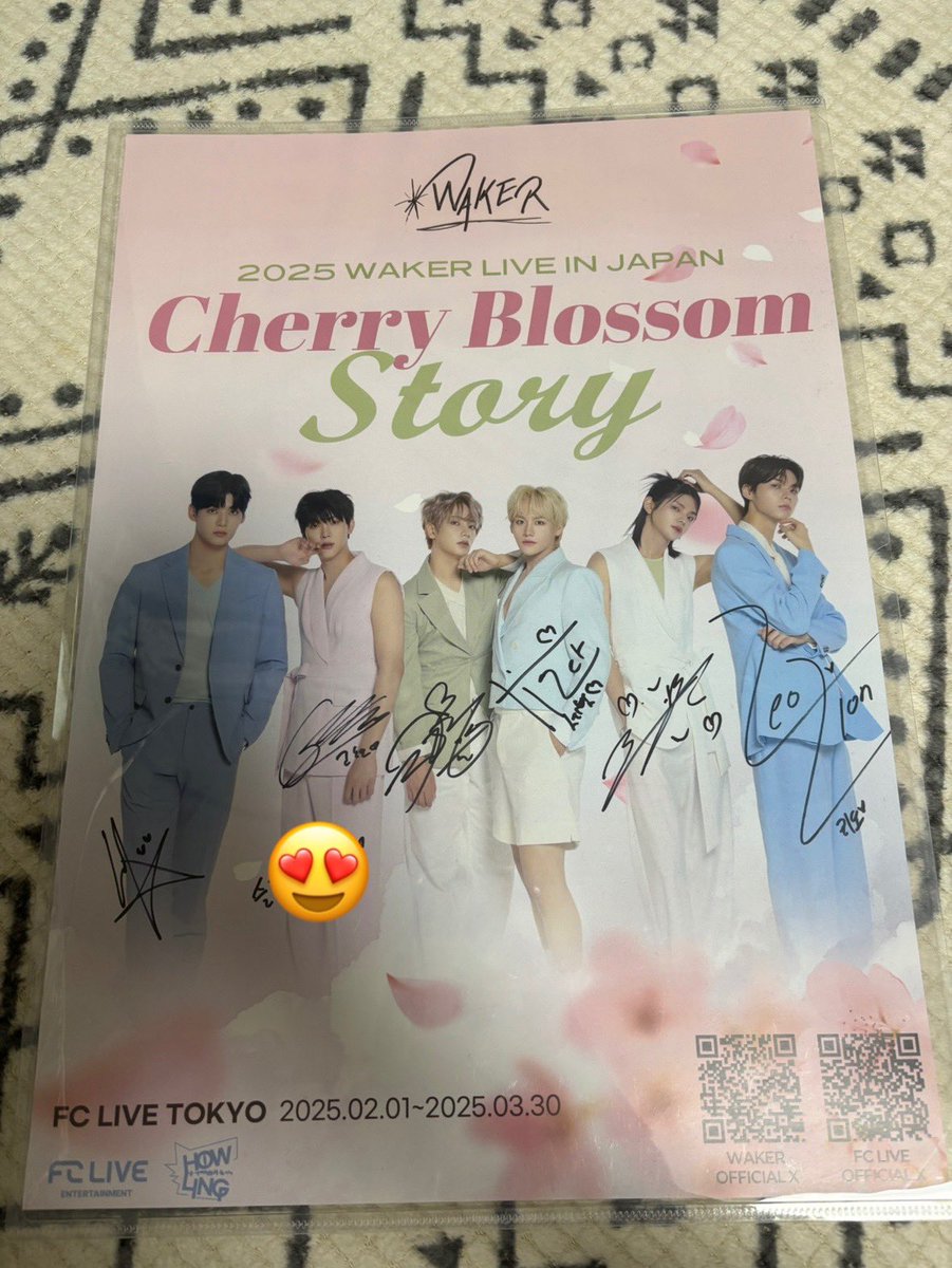 meg_sleeper_'s tweet photo. ポスター当たった😍
しかもヒョニのメッセージ
書いてあった💋❤️
ありがとうございます💓 https://t.co/6GolbT0HrE