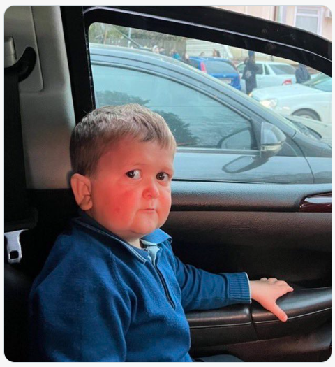 4MYT1's tweet photo. When your friend starts driving 140 mph and says " I bought ETH at $3.5k bro..." https://t.co/CB4PoDVAax