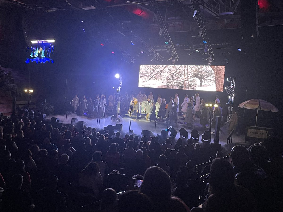 Great performance by the FHS Choraliers to end another successful Crystal Classic. #FairfieldPride