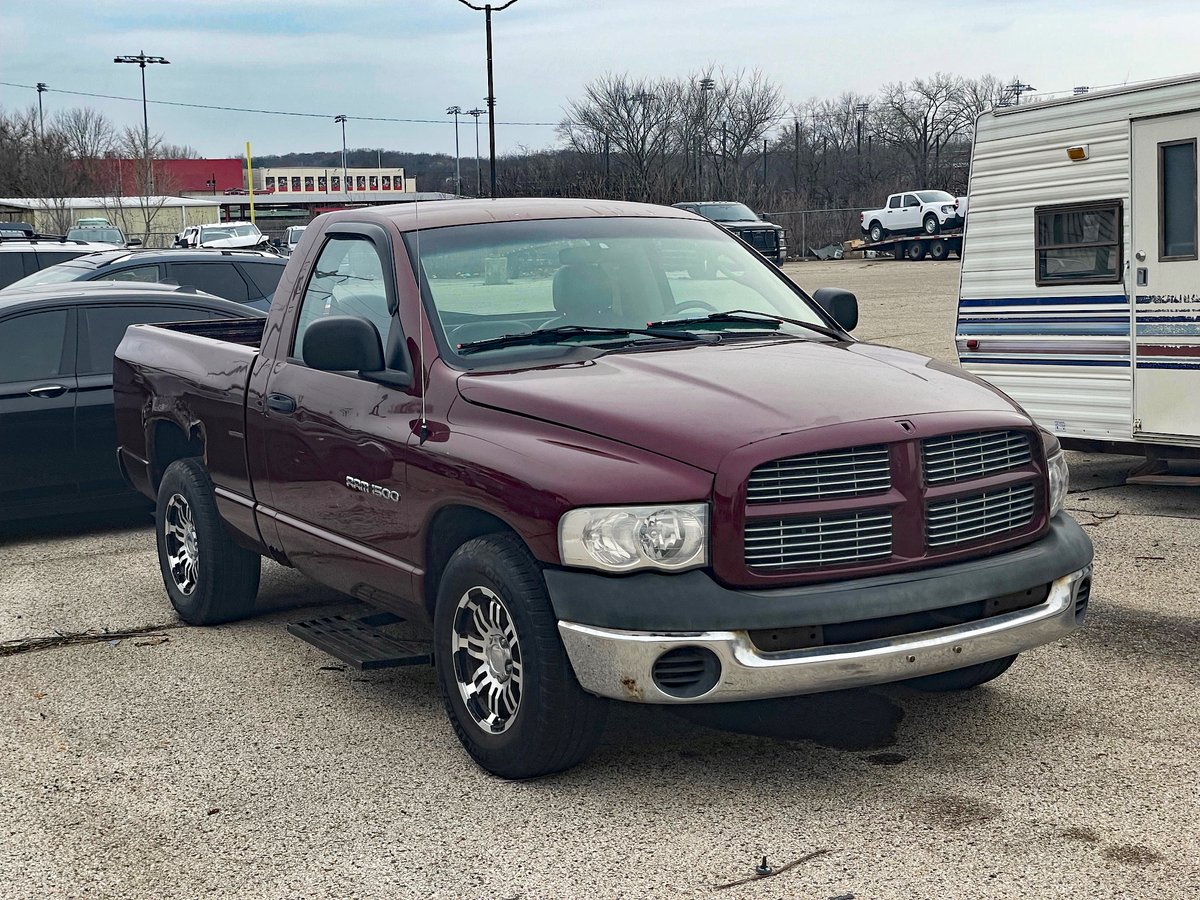 Car_Guy_Tom's tweet image. The Saturday Collection! Shorties! Stubby Buddies!#ShortBed #RegularCab #Shorties #Saturday #pIckupTrucks #CarSpotter