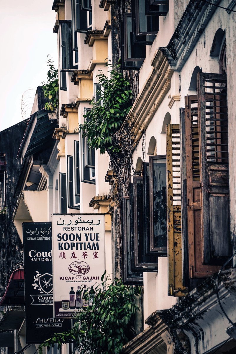 fairuskhafiz's tweet photo. Title: Random
Location: Kota Bahru, Kelantan
Date of photo: XX.X.2025
Camera/Lens: Sony ILCE-7M2/FE 28-70mm f/3.5-5.6 OS
#fkphotography #fk #fairuskhafiz #photo #sonyalpha #sony #travel #pinterest #landscape #kelantan #kotabahru #town #city #asia #photo #malaysia #nft https://t.co/LyBRp3RxUH