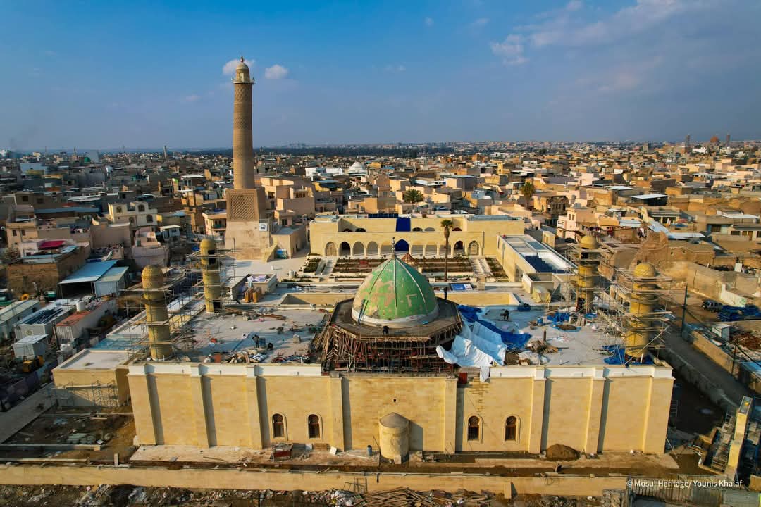 المئاذن الاربعة فوق مصلى جامع النوري الكبير تعود كما كانت

يجري العمل لوضع اللمسات الاخيرة للمنارات الأربع والقبة التي تم الحفاظ عليها كجزء من تاريخ المدينة وهويتها بعد ان تم استعادة مئذنة الحدباء بنفس طرازها وبأيادي عراقية..

<a href="/UNESCOIraq/">UNESCO Iraq Office</a>

#إحياء_روح_الموصل