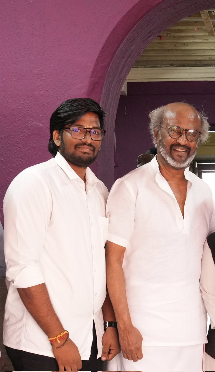 GRajinified's tweet photo. Miracles do happen 💯

Met my God, the Legend, the one and only #Thalaivar #Superstar @rajinikanth 👑. Despite of his unparalleled stardom, his humility and kindness shine even brighter. A true embodiment of greatness on and off screen❤️🛐

#Coolie #Rajinikanth #Jailer2 https://t.co/heggfDscrm