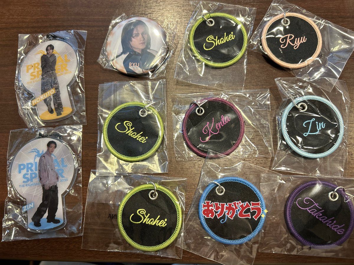 のん tweet media