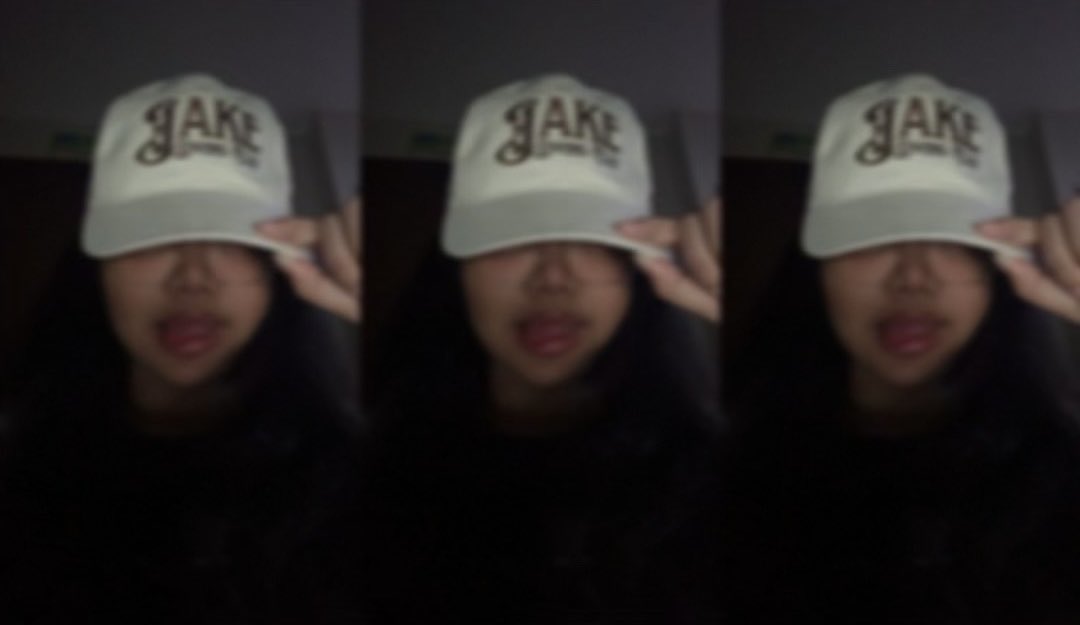 sjaeyunpoca's tweet photo. wore my jake lovers club cap by @ProjectJakePH &amp; @starlightjakeph last night while fixing mlist and shipments 😂

it's so pretty talaga 🫶 please release more merch 🥹 https://t.co/pedrp6bPQH