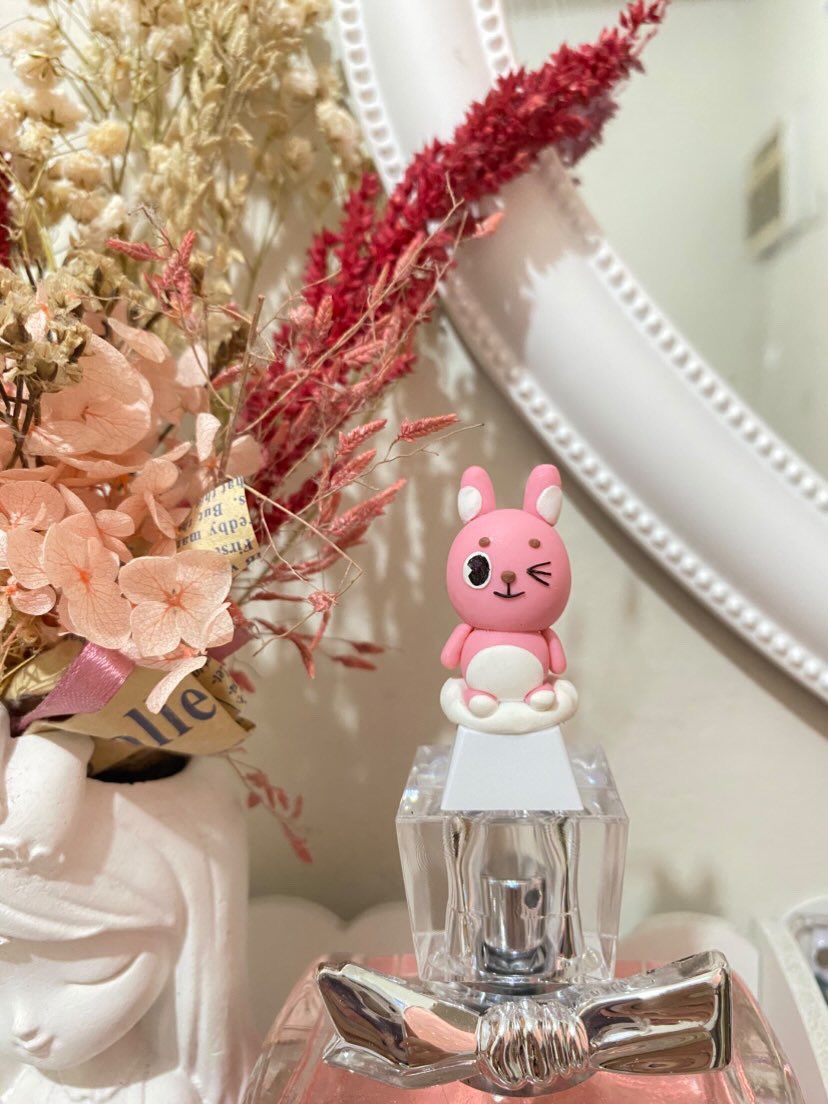 oreuyo's tweet photo. the universe doesn't want me to buy a pil denimalz (2019) so i just got myself a customized keycap of it 🙈

for less than 300.00 php, it's 💯🥳 https://t.co/X6cQ4XWIls