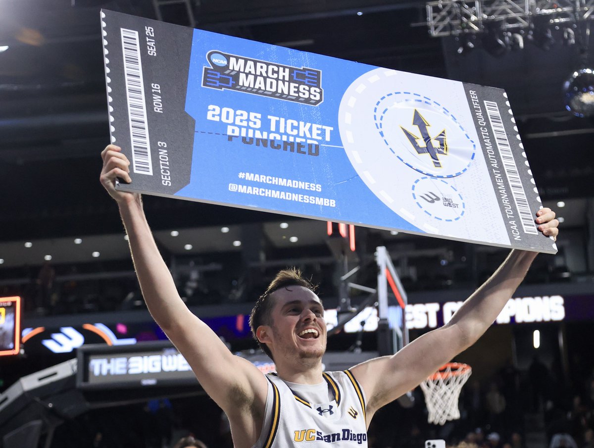 OptaSTATS (@optastats) on Twitter photo UC San Diego is the first school ever to have both its women's and men's teams make the NCAA Tournament in the same year in their first year of eligibility.
<a href="/UCSDwbb/">UC San Diego WBB</a> beat UC Davis in Big West women's final
<a href="/UCSDmbb/">UC San Diego Menโs Hoops</a> beat UC Irvine in Big West men's final UC San Diego is the first school ever to have both its women's and men's teams make the NCAA Tournament in the same year in their first year of eligibility.
<a href="/UCSDwbb/">UC San Diego WBB</a> beat UC Davis in Big West women's final
<a href="/UCSDmbb/">UC San Diego Menโs Hoops</a> beat UC Irvine in Big West men's final
