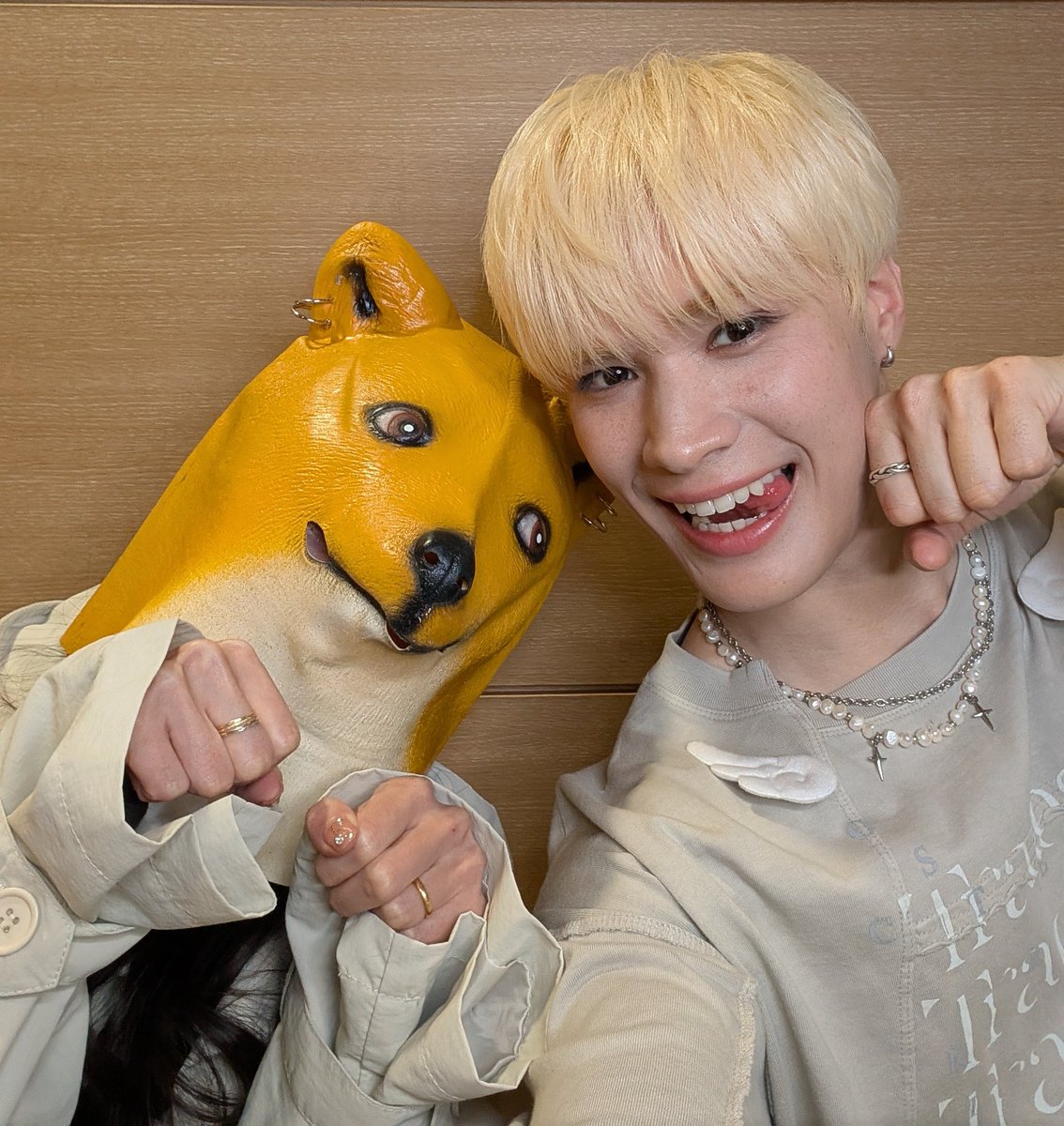belllrain_cat's tweet photo. 実は幸運にもジェイちゃんとのセルカが当たったんですよ…感無量です😭🙏✨
はぁ…🥹ジェイちゃん可愛い…🥹
🩷🐕️🐶🩷
#CANDY_PACTORY
#ONEPACT #원팩트 #ワンパクト
#JAYCHANG  #제이창 #ジェイチャン https://t.co/SCA8aKULoG