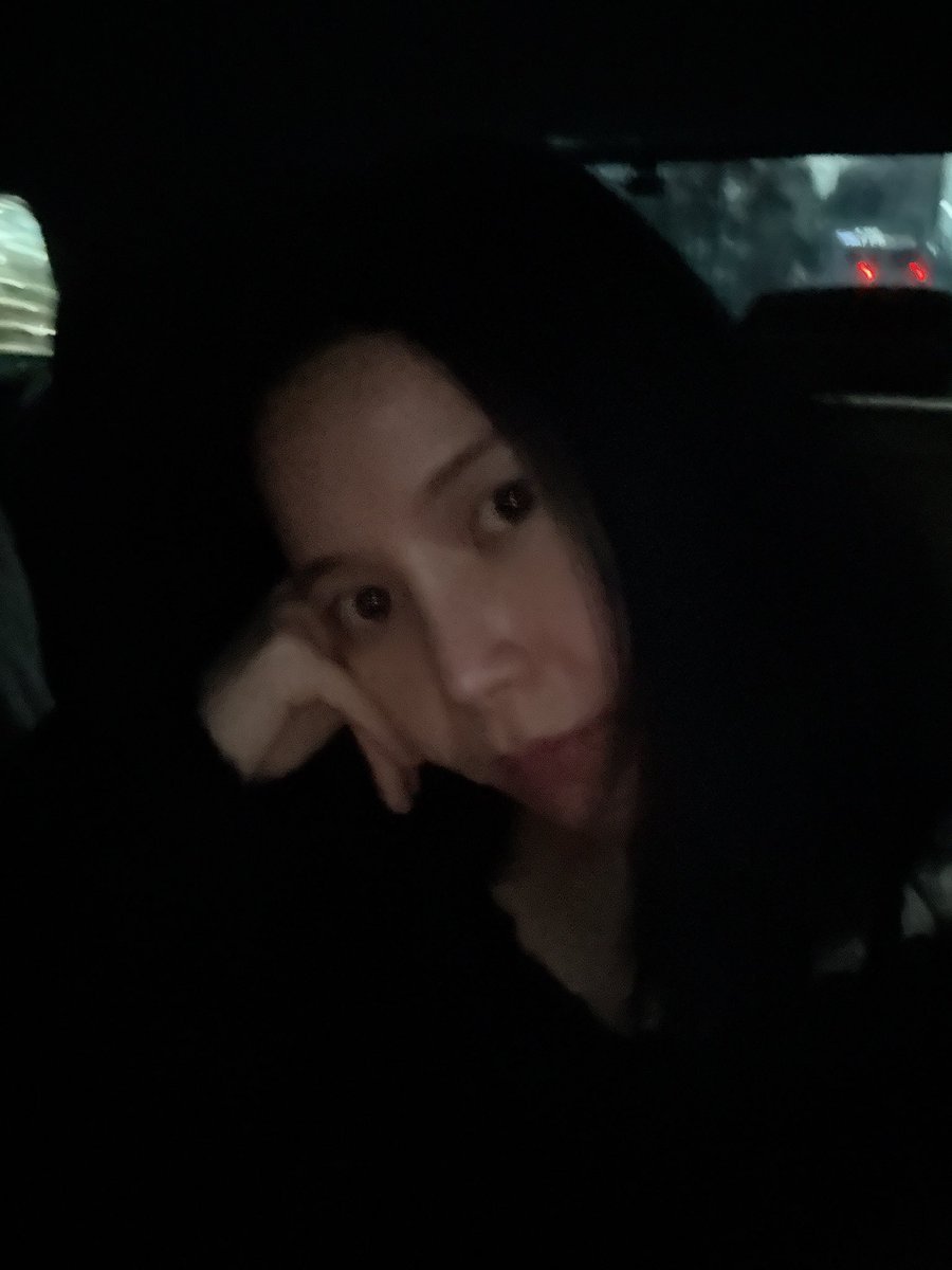 frommmoonsun's tweet photo. -🐰💌 250315 https://t.co/ooKSovrovF