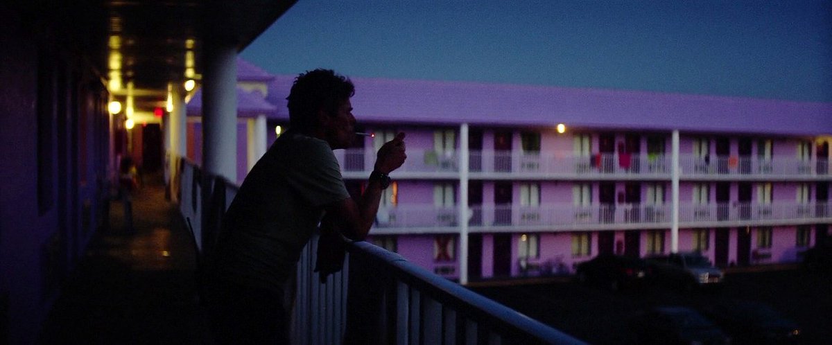 screenscaps's tweet image. the florida project  (2017) dir. sean baker